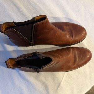 Frye Carly Zip Chelsea